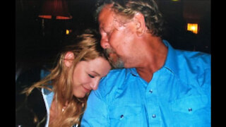 Blake Lively breaks silence on father's Death