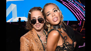 Rita Ora splits from boyfriend