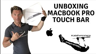 Unboxing my new MacBook Pro 13" with touch bar!