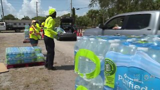 Water distribution continues in West Palm Beach