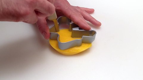 How to make a "Ninja" mango sculpture