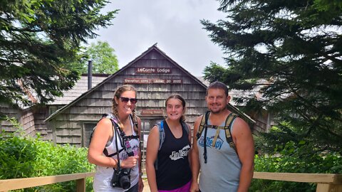 Hiking to Mount LeConte Lodge - Great Smoky Mountains