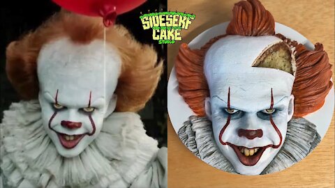 Terrifying hyperrealistic Pennywise the Clown cake