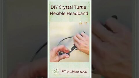 How to embellish the crystal sea turtle centerpiece and make a beach themed headband.