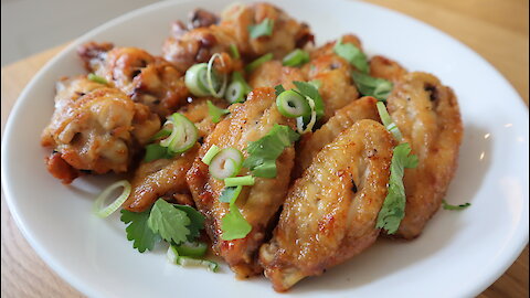 How to make Thai deep fried chicken wings with fish sauce
