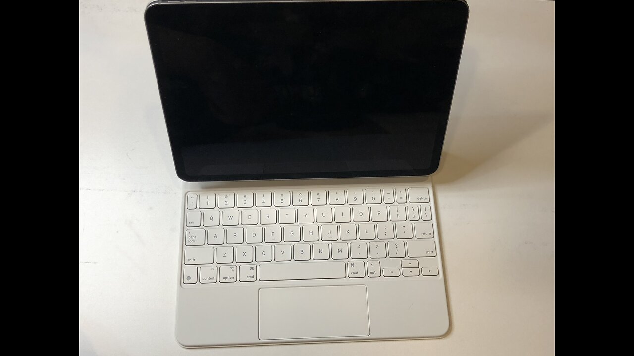 look-apple-magic-keyboard-for-11-ipad-pro-white-english-bh