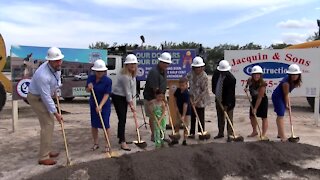 New elementary school breaks ground in Palm City