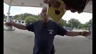 Officer Threatens To Tase A Man Over Not Wearing A Mask