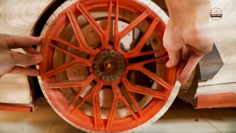 Woodturning & Wood Carving - Lamborghini Sian wheel