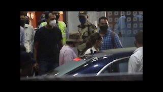 Deepika Padukone reaches Mumbai with Ranveer, to join NCB probe on Sept 26 | SpotboyE