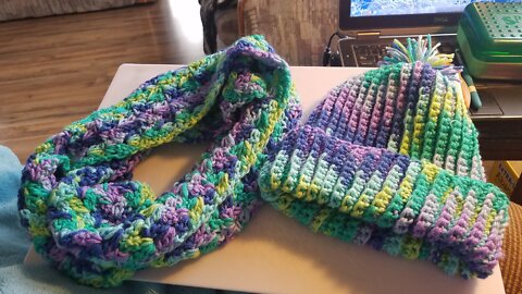 Ribbed Hat and Infinity Scarf