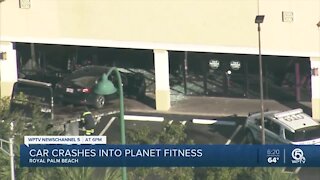 Car crashes into Planet Fitness in Royal Palm Beach