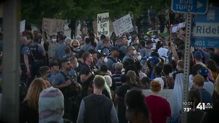 Peaceful protest over police brutality overtakes Plaza