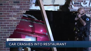 Driver crashes into Sylvester's Grille in Jackson Township
