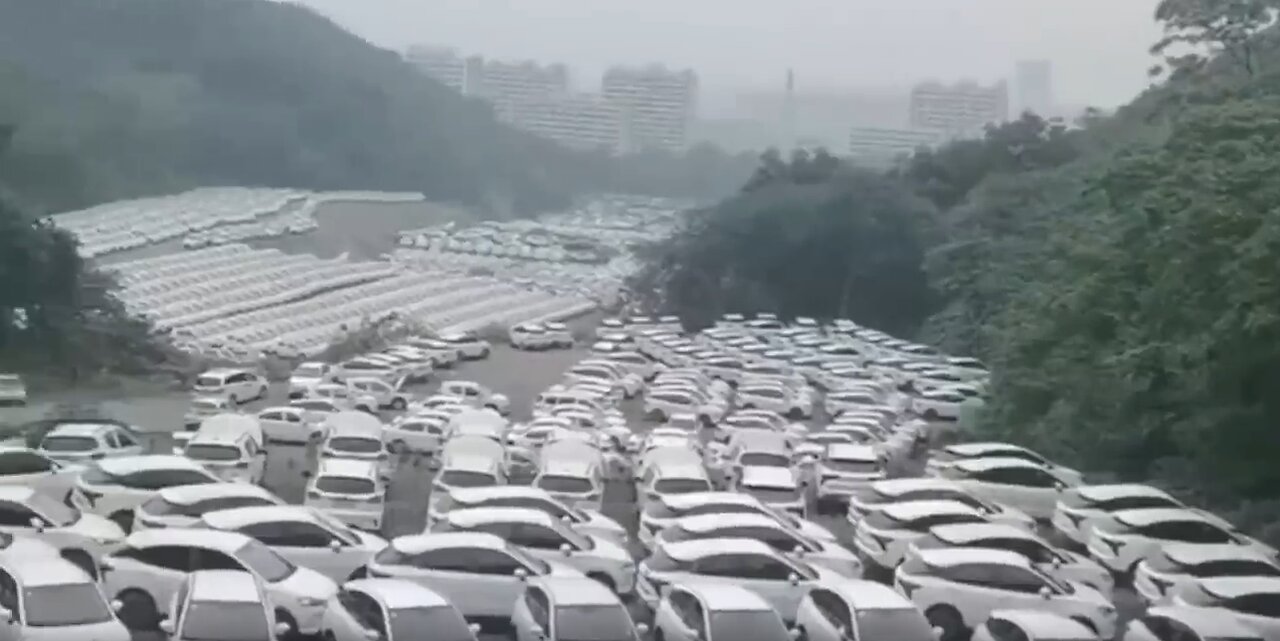 China is Throwing Away Fields of Electric Cars Letting them Rot SCAM