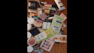 Makeup Declutter AGAIN