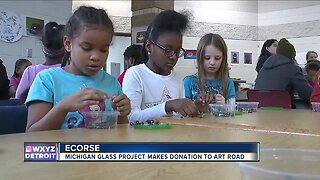 Michigan Glass Project makes donation to art road