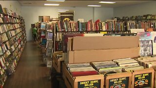 BYOB: Bring Your Old Books selling comics in Shelby Township