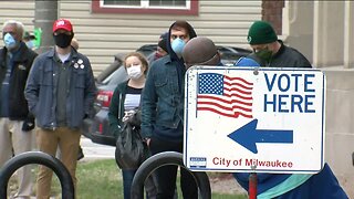 Milwaukee voters risk being exposed to coronavirus to cast their ballots