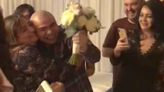 Bride's bouquet causes tension at wedding!