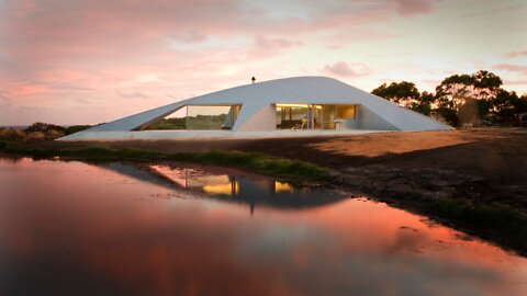 Croft House in Clarkefield, Australia by James Stockwell Architect
