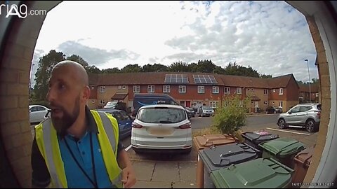 Delivery Driver Caught On Ring Camera Meowing Back At Customer’s Chatty Cat