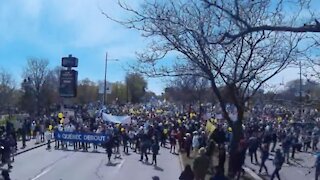 A Live Feed Shows A Huge Crowd Marching Through Montreal To Protest Quebec Health Measures