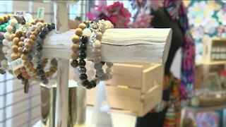 Milwaukee business owners hope holiday shopping happens locally