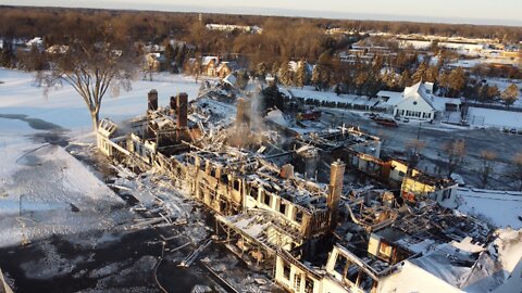Country Club Destroyed by Fire in Bloomfield, Michigan