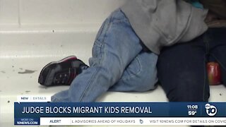 Federal judge orders US to stop expelling children who cross border