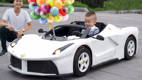 Changing Color of a Ferrari Aperta - A Suprise Christmas Gift for His Son