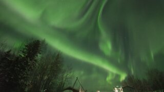 Jaw-dropping footage shows Northern Lights dancing across sky