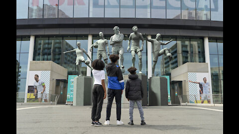 Snapchat unveils four AR statues honouring some of England's greatest Black footballers