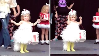 Little girl steals pageant show with "show-stopping" dance moves