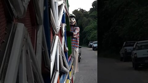 FOFÃO, BEN10 E PATATÁ DANÇANDO PASSINHOS SENSACIONAIS, NA CARRETA