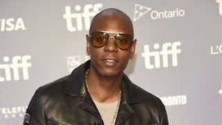 Dave Chappelle Willing To Talk To Netflix About Controversial Special