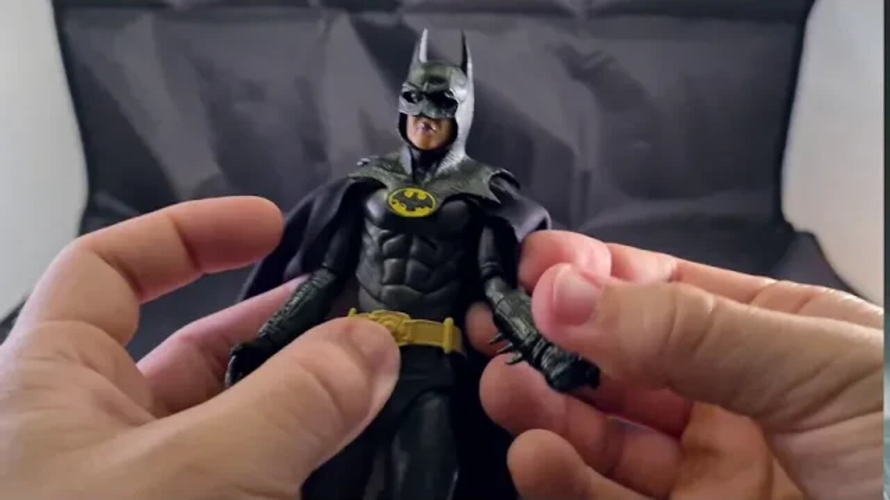 Bootleg NECA Michael Keaton's Batman - 80s Batman | Hankenstein's Bag ...