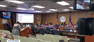 Clark County School District trustees vote to extend Superintendent Jara's contract