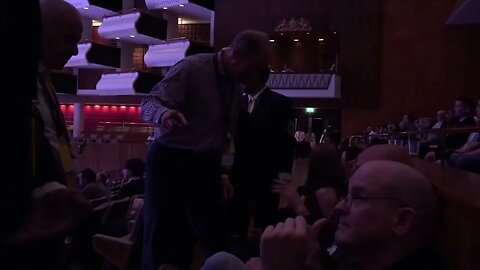 WATCH: Sadiq Khan heckled throughout book launch by ULEZ protesters