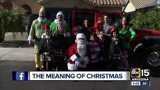 Peoria firefighters family surprised by community with Christmas gifts