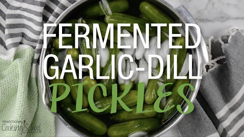 Old Fashioned Lacto-Fermented Garlic Dill Pickles