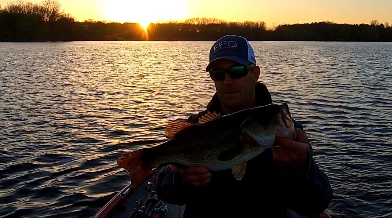 Portage Lake Bass Fishing After Big Temperature Drop