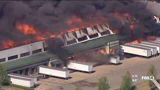 Massive fire at Illinois chemical plant