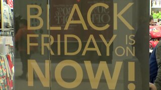Expert explains why less people are Black Friday shopping in-person