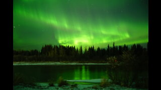 Beautiful Northern Lights (Aurora Borealis) Chasing Tour in Fairbanks, Alaska in November, 2021