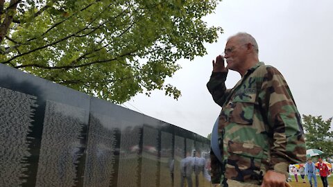 UNTO THE WALL, Vietnam War Vet honors his friends who never came home while at THE WALL THAT HEALS