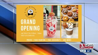 Dapper Donuts hosts grand opening