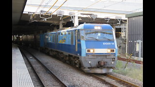 Freight train in Tachikawa