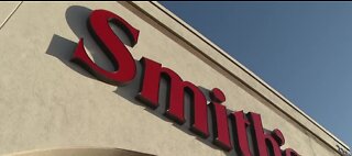 Smith's requiring emloyees to wear masks