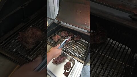 I Made Smoked Barbacoa Tacos Super Easy!